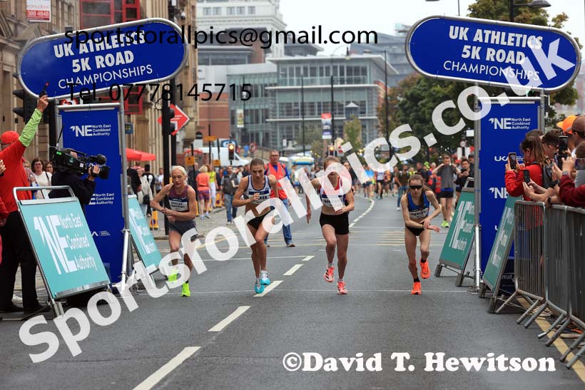 Womens 2024 UK Athletics 5k Road Champs., Newcastle/Gateshead Quayside.  Photo: David T. Hewitson/Sports for All Pics